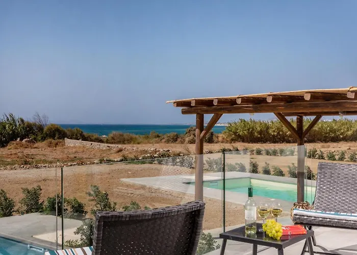 Bamboo Naxos * Mikri Vigla