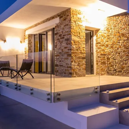 Bamboo Naxos