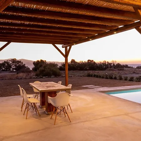 ヴィラ Bamboo Naxos ミクリ・ヴィグラ